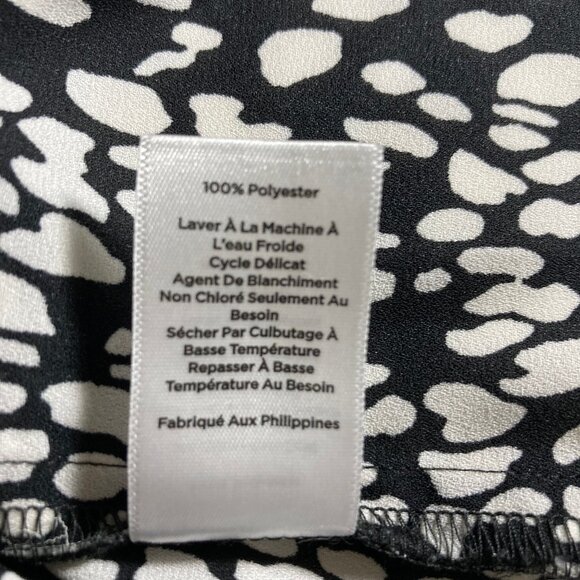 Talbots Smocked Ruffled Blouse Flowy Abstract Animal Print, 3/4 Sleeve, sz MP - Picture 13 of 13